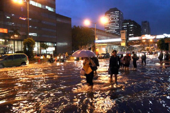 Anggaran Sudah Triliunan... Kok Jakarta Masih Banjir?