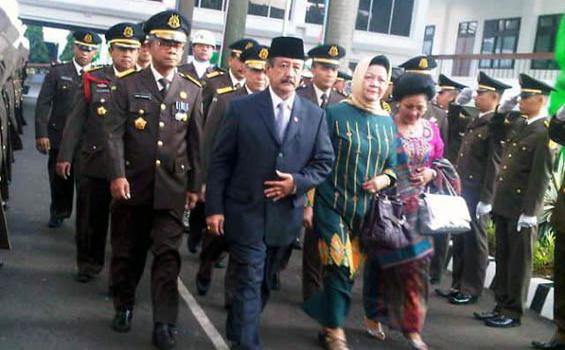 Basrief Arief Matangkan Berkas Sisminbakum