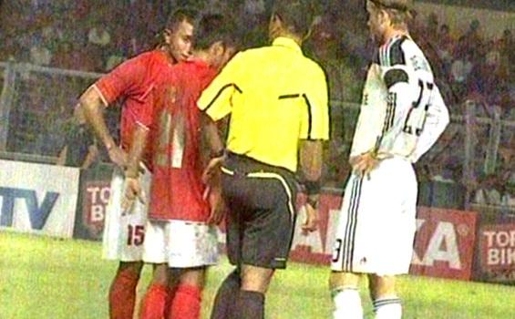 Wow, David Beckham 'Gunting Kaki' Andik Vermansyah