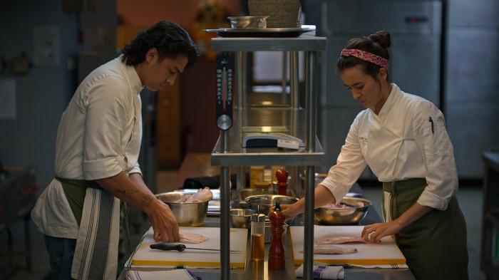 SERIAL INDONESIA NETFLIX - Cuplikan adegan dalam Serial Luka, Makan, Cinta diunduh dari rilis Netflix Minggu (18/1/2026).