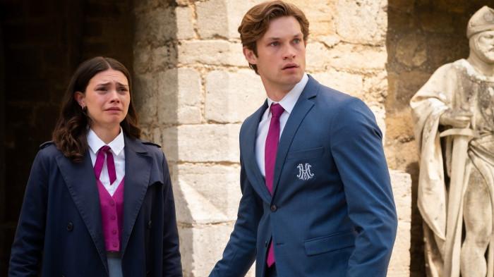 SERIAL PRIME VIDEO - Cuplikan adegan dalam serial Maxton Hall – The World Between Us Musim Kedua yang dirilis Prime Video diunduh dari rilis Senin (10/11/2025).