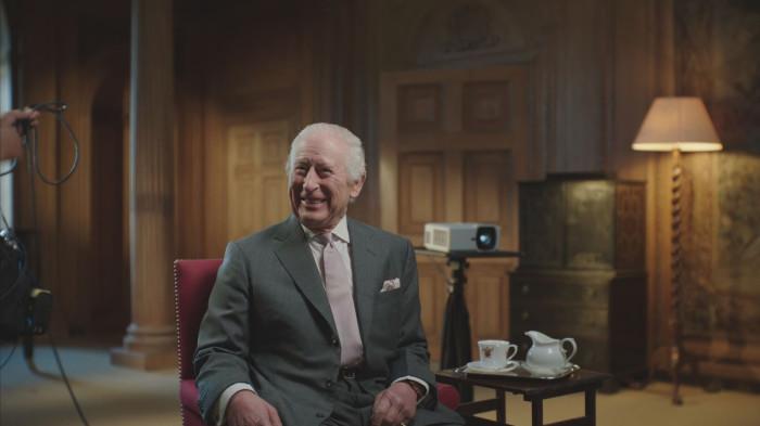 Cuplikan adegan film Finding Harmony: A King’s Vision yang dirilis Prime Video