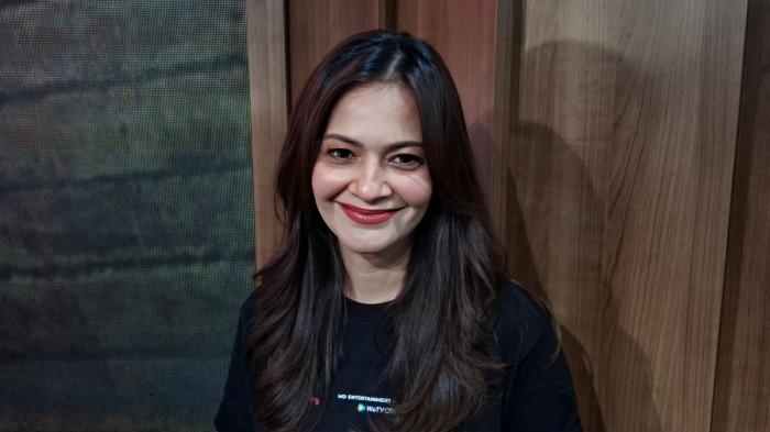 COMEBACK - Cerita Cut Tari kembali sering ambil job akting dan kini mulai jajaki dunia web series. Cut Tari usai jumpa pers serial Samuel di kawasan Setiabudi Jakarta Selatan, Jumat (20/2/2026).