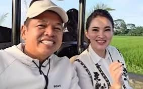Momen Sherly Tjoanda Duduk Bareng Dedi Mulyadi, Warganet: Langsung ke KUA Saja