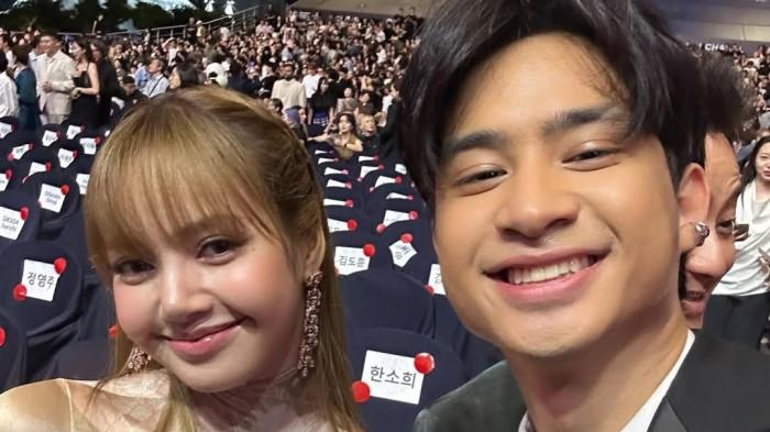 FOTO BARENG LISA BLACKPINK - Unggahan Devano bersama artis Kpop Lisa BLACKPINK.