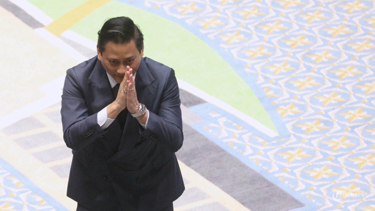 RAPAT PARIPURNA DPR - Deputi Gubernur Bank Indonesia (BI) terpilih Thomas Djiwandono mengikuti Rapat Paripurna DPR ke-12 Masa Persidangan III Tahun Sidang 2025-2026 di Kompleks Parlemen, Senayan, Jakarta, Selasa (27/1/2026). 