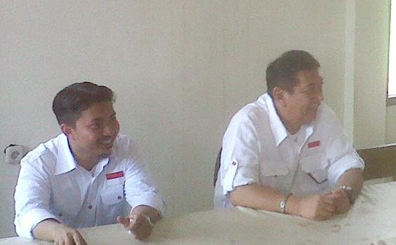 Deddy Mizwar Sambangi Kantor Desa Sayang