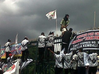 Ribuan Guru Minta Peningkatan Kesejahteraan
