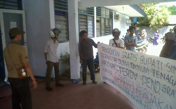 FPMS Sinjai Demo Soal Pendidikan