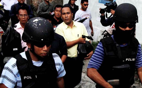 Puluhan Densus 88 Bersenjata Lengkap Jaga BNN