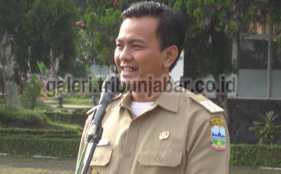 Arif Wibowo: Diky Chandra Tak Perlu Mundur