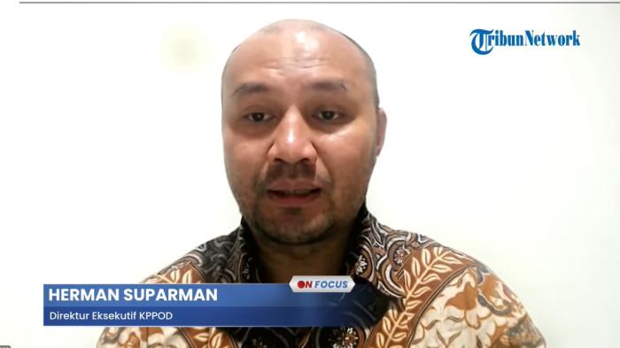 PEMAKZULAN BUPATI SUDEWO - Direktur Eksekutif Komite Pemantau Pelaksanaan Otonomi Daerah (KPPOD) Herman Suparman memberikan 'rapor merah' pada Bupati Pati Sudewo yang kini mendapatkan tuntutan pemakzulan dari warga Pati.
