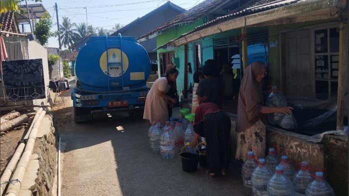 Distribusi Air Bersih di Banjarnegara_1