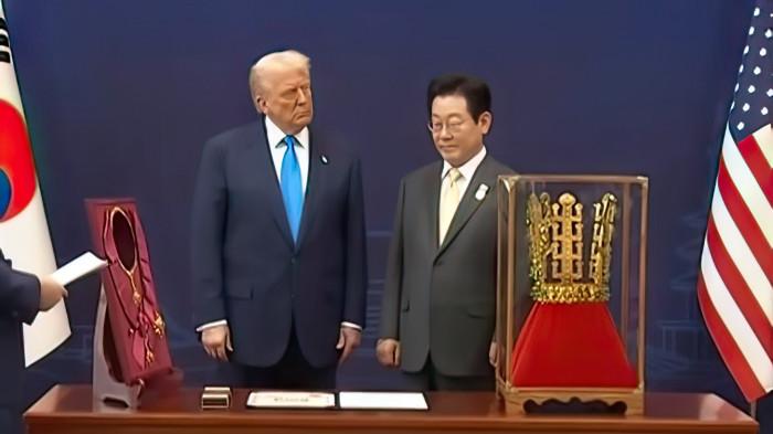 Apa Itu Gelar Mugunghwa? Titel Prestisius untuk Trump dari Korea Selatan