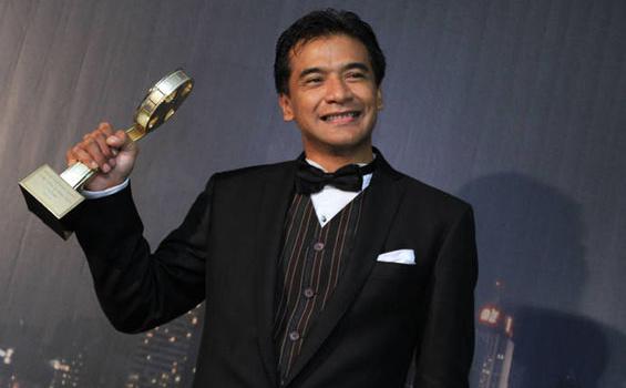 Donny Damara Tak Takut Disebut Waria