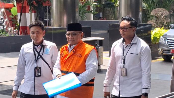 GUS YAQUT - Eks Menteri Agama, Yaqut Cholil Qoumas tiba di Gedung KPK untuk menjalani pemeriksaan terkait kasus dugaan korupsi kuota haji, Rabu (25/3/2026). Tribunnews/Mario Christian Sumampow
