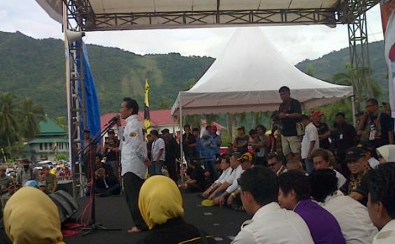 La Tinro: Jangan Pilih Selain Nomor 2