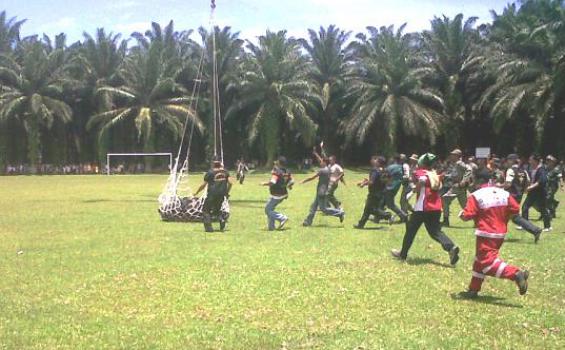 Istri Kapten Famal tak Berhenti Lihat Televisi