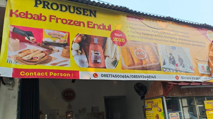 Gerai Kebab Endul di daerah Bintara, Bekasi, Jawa Barat.