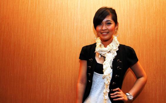 Gracia Indri Santai Jalan Bareng Mantan Pacar