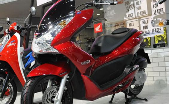 AHM Luncurkan Honda PCX 150
