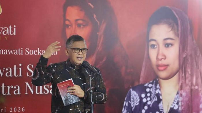 FATMAWATI TROPHY - Sekretaris Jenderal DPP PDI Perjuangan, Hasto Kristiyanto saat sambutan acara peluncuran Fatmawati Trophy 2026 dalam rangka peringatan 103 tahun kelahiran Fatmawati Soekarno di Jakarta. (Fransiskus Adhiyuda)