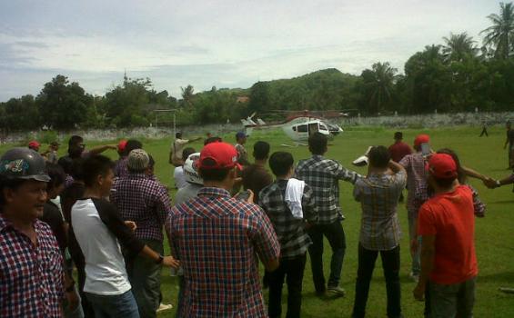 Prabowo Pakai Helikopter Pribadi Ke Mattoanging