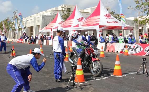 AHM Gelar Kompetisi Instruktur Safety Riding ke-6