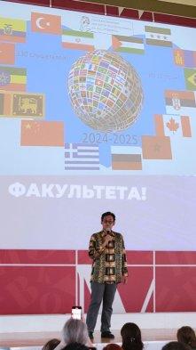 Kebijakan Luar Negeri Prabowo “Bebas Aktif”: Fondasi yang Tak Bergoyah