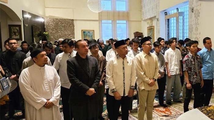 Ratusan WNI di Rumania Salat Idul Fitri di KBRI Bucharest