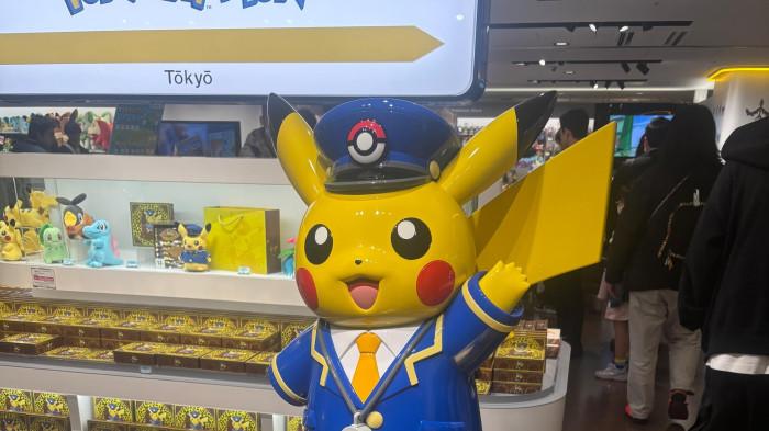 ILUSTRASI POKEMON - Suasana Pokemon Center di Stasiun Utama Kota Tokyo pada 20 November 2025.