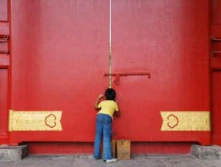 Intip Cewek Ganti Baju