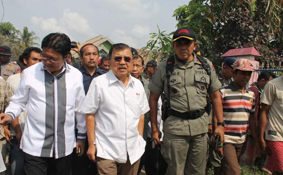 Jusuf Kalla Kunjungi Desa Balinuraga