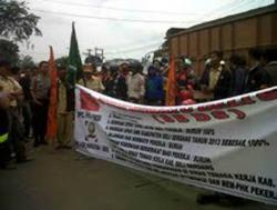 Demo Buruh Jalinsum Kembali Macet