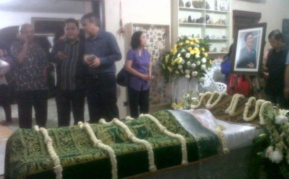 Presiden SBY Pimpin Pemakaman Endang Rahayu