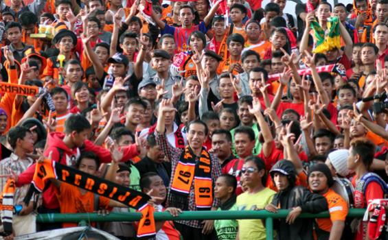 Jokowi Enggan Jadi Mediator Kisruh PSSI