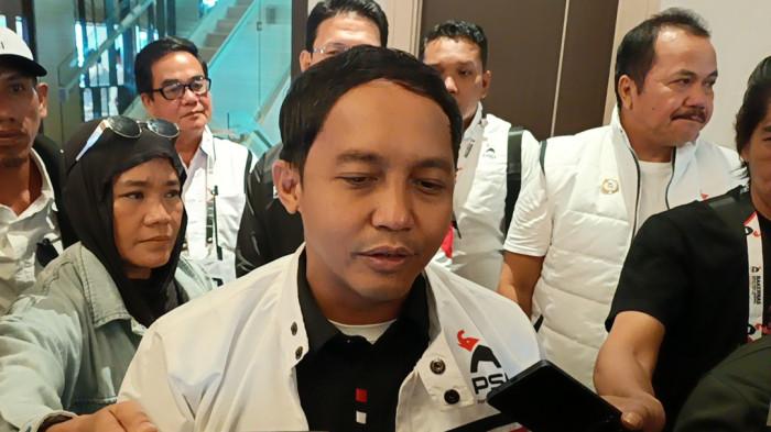 JOKOWI HADIRI RAKERNAS PSI - Sekretaris Jenderal DPP PSI Raja Juli Antoni saat ditemui awak media usai penutupan Rapat Kerja Nasional I (Rakernas) PSI di Sandeq Ballroom Claro Hotel, Makassar, Sulawesi Selatan, Sabtu (31/1/2026). Raja Juli menyatakan, secara formal Presiden ke-7 RI Joko Widodo (Jokowi) belum gabung PSI tapi pengaruhnya sudah bisa mengundang relawannya untuk gabung