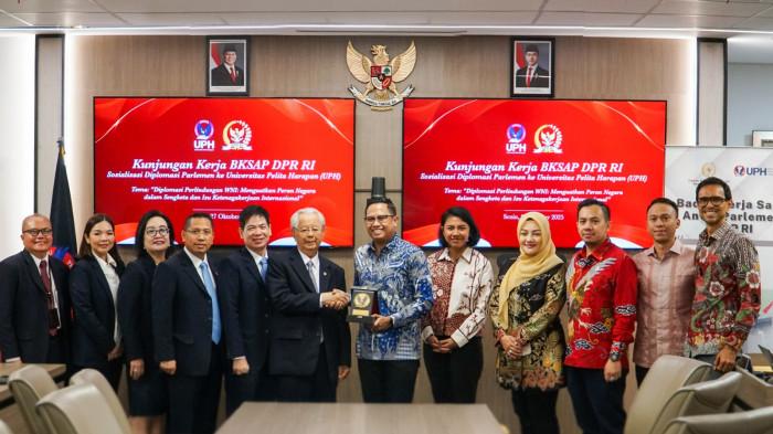 BKSAP DPR RI Kunjungi UPH, Guru Besar dan Pimpinan Berikan Masukan soal Perlindungan Pekerja Migran