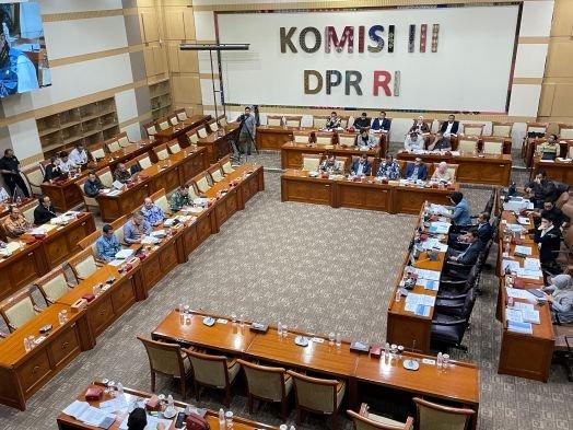 Revisi KUHAP, KY Usul Negara Beri Bantuan Hukum bagi Terpidana