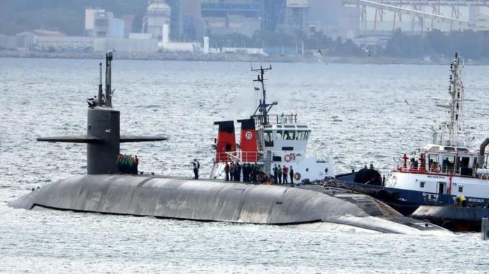 Kapal Selam Amerika  USS Alaska