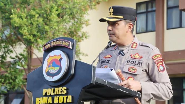 KAPOLRES BIMA NARKOBA - Kapolres Bima Kota, AKBP Didik Putra Kuncoro saat masih menjabat. Terkini, dirinya ditetapkan sebagai tersangka kepemilikan dan penyalahgunaan narkoba dengan mengaku bersumber dari bandar narkoba sejak Agustus 2025.