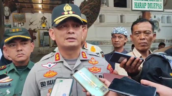 SEDEKAH PAKSA - Kapolres Cirebon Kota, AKBP Eko Iskandar, Rabu (6/8/2025).