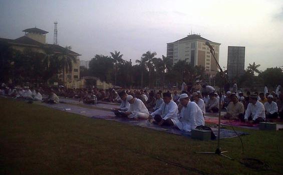 Kapolri Salat Idul Adha di Lapangan Bhayangkara