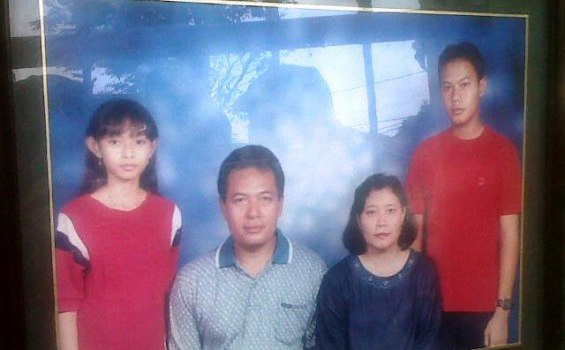 Satu Setengah Bulan Awak Sinar Kudus Salat dengan Baju yang Sama