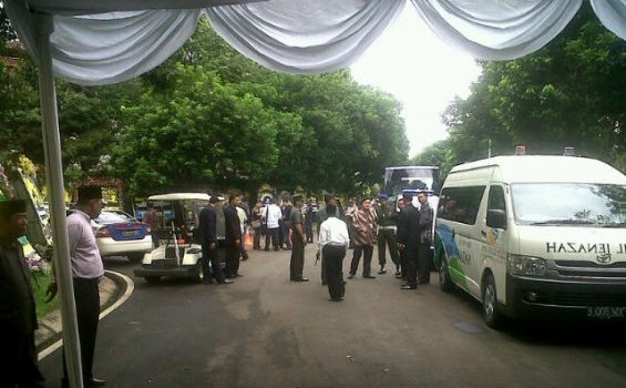 SBY dan Ani Yudhoyono Tiba di Rumah Duka