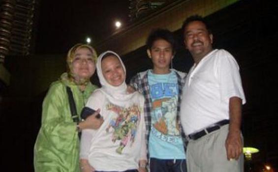 Hingga Malam Ini Keluarga Rano Karno Belum Besuk Raka