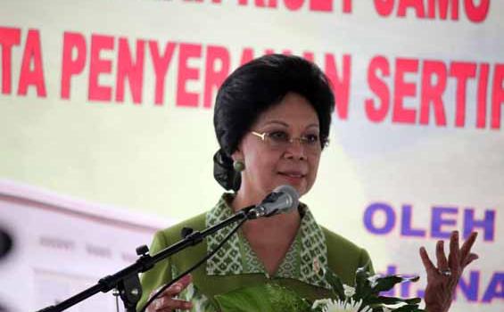 Menteri Kesehatan Nafsiah Mboi Terancam Class Action