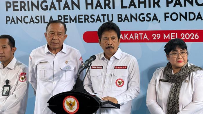 BPIP - Kepala Badan Pembinaan Ideologi Pancasila (BPIP) Yudian Wahyudi bersama sejumlah pejabat BPIP melakukan konferensi pers di Kantor BPIP, Jakarta Pusat, Jumat (29/5/2026).