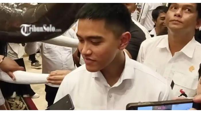 TARGET PSI - Ketua Umum PSI Kaesang Pangarep di Solo pada Kamis (8/1/2026). Dia mengungkapkan target PSI bisa menjadikan Jateng sebagai kandang gajah pada Pemilu 2029.