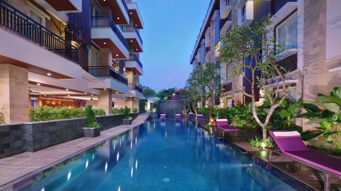 Kolam renang Quest Hotel San Denpasar